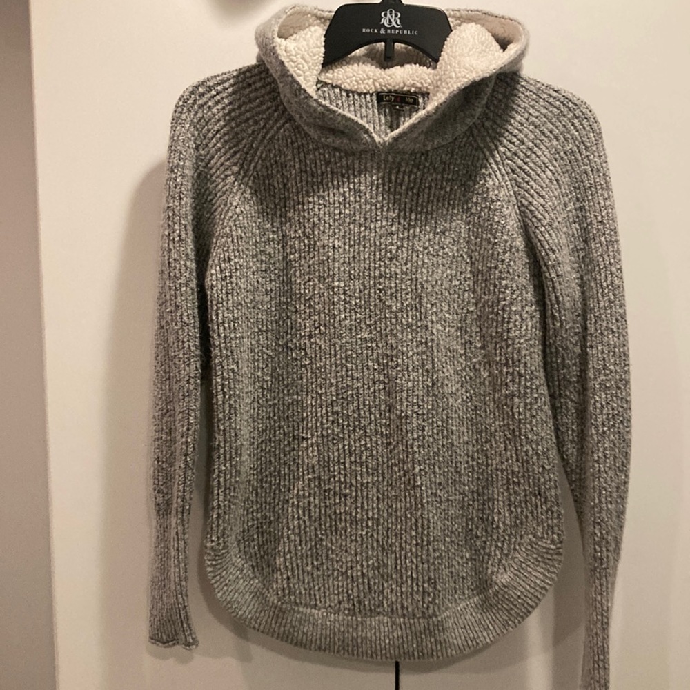 Lety and Me hooded sweater size small ~ heather grey